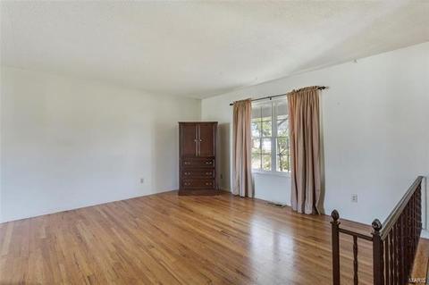 310 Ries Ct, Ballwin, MO 63021 photo 22