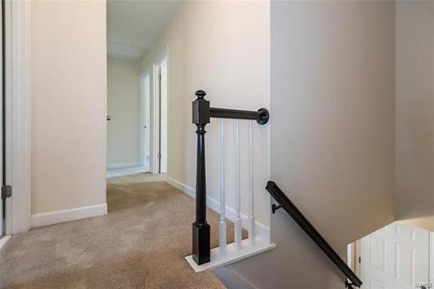 561 Stoddards Ml, Ballwin, MO 63011 photo 28