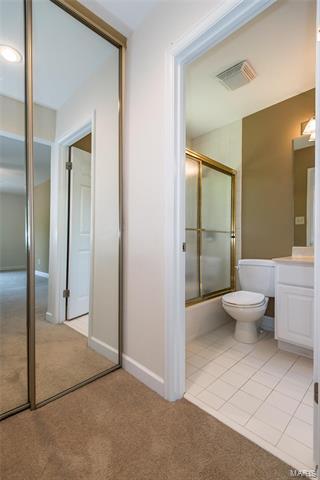 561 Stoddards Ml, Ballwin, MO 63011 photo 35