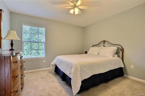 821 Castle Ridge Ct, Ballwin, MO 63021 photo 18