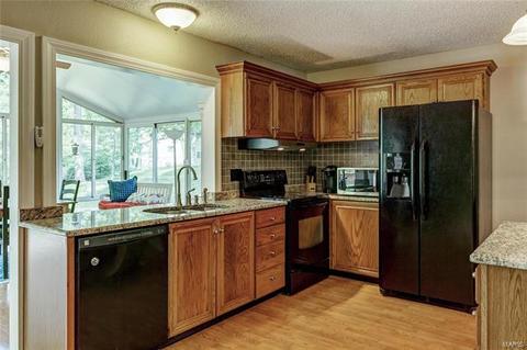 913 Almond Hill Ct, Manchester, MO 63021 photo 9