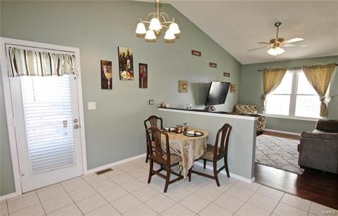 517 Sunward Dr, O'fallon, MO 63368 photo 7