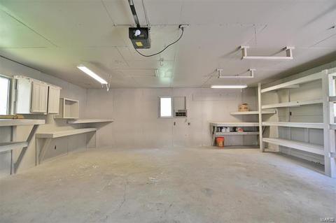 220 Ries Rd, Ballwin, MO 63021 photo 4
