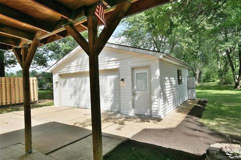 220 Ries Rd, Ballwin, MO 63021 photo 9