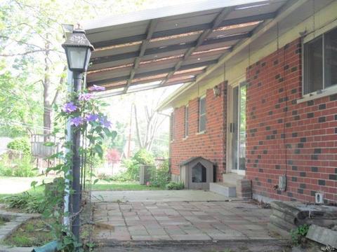 305 Surf Ct, Ballwin, MO 63021 photo 23