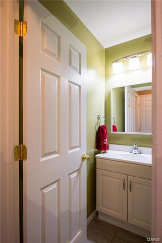 809 Ginger Wood, Ballwin, MO 63021 photo 8