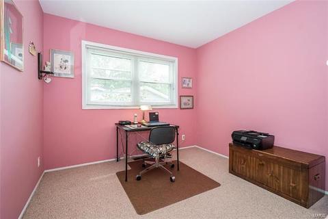 402 Iron Warrior Ln, Manchester, MO 63011 photo 21