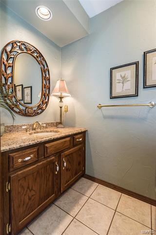 15972 Wetherburn, Chesterfield, MO 63017 photo 32