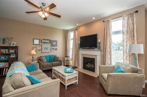 2110 Asher Ct, Saint Peters, MO 63376 photo 9