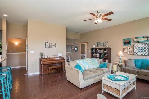 2110 Asher Ct, Saint Peters, MO 63376 photo 8