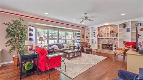 2451 Barrett Heights Dr, Ballwin, MO 63021 photo 16