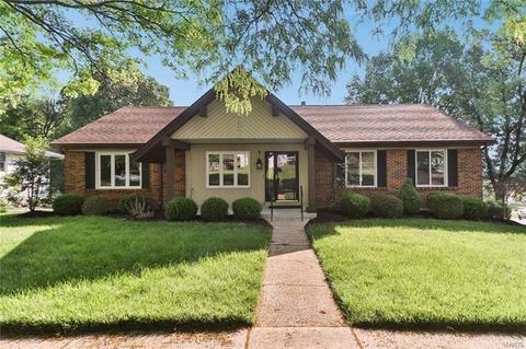 632 Waterford Rdg, Ballwin, MO 63021 photo 1