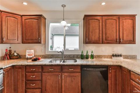 632 Waterford Rdg, Ballwin, MO 63021 photo 11