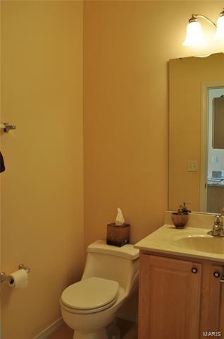 1221 Arbor Bluff Cir, Ballwin, MO 63021 photo 23