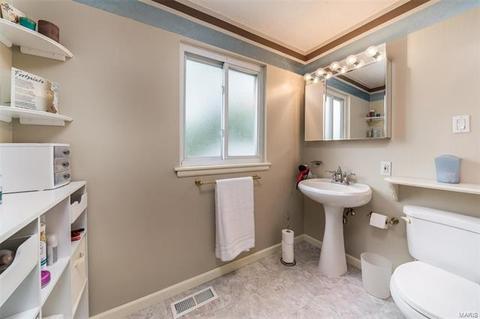 20 Pershing Cir, O'fallon, MO 63366 photo 18