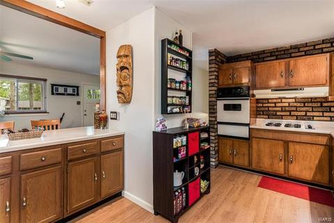 20 Pershing Cir, O'fallon, MO 63366 photo 11