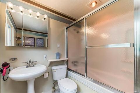 20 Pershing Cir, O'fallon, MO 63366 photo 19