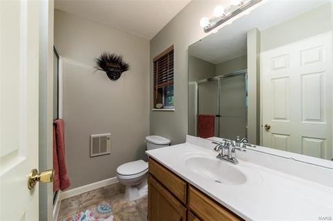 20 Pershing Cir, O'fallon, MO 63366 photo 15