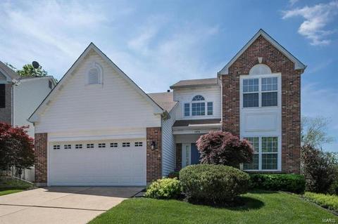 2494 Barrett Heights Dr, Ballwin, MO 63021 photo 1