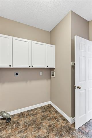 1949 Hedge Dr, O'fallon, MO 63366 photo 14
