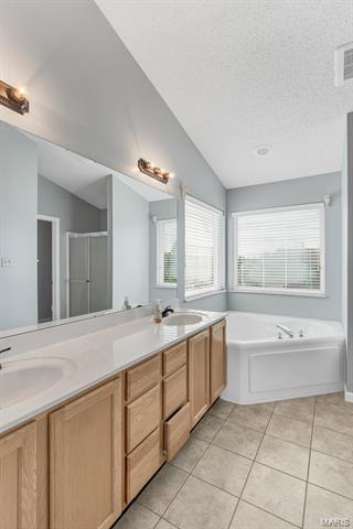 1949 Hedge Dr, O'fallon, MO 63366 photo 25