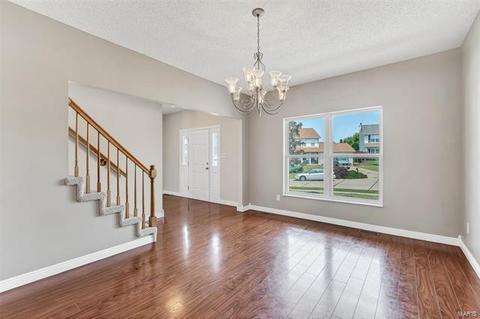 1949 Hedge Dr, O'fallon, MO 63366 photo 12