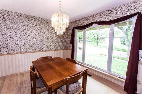 817 Phaeton Dr, Manchester, MO 63021 photo 4