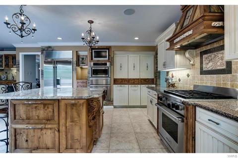 315 Marsten Ct, Ballwin, MO 63021 photo 20