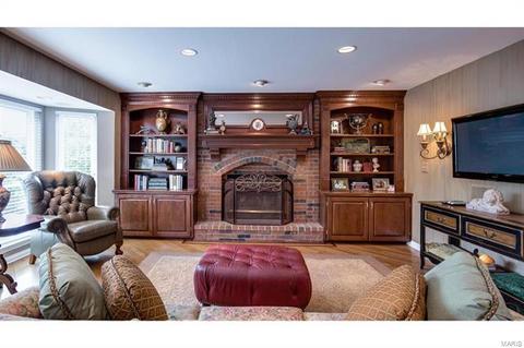 315 Marsten Ct, Ballwin, MO 63021 photo 10
