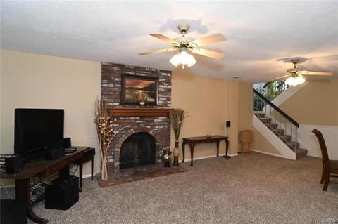 1020 Hollyleaf Ct, Ballwin, MO 63021 photo 15