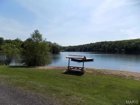 247 Foxboro Rd, Gerald, MO 63037 photo 8