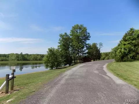247 Foxboro Rd, Gerald, MO 63037 photo 9