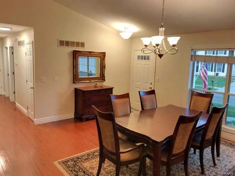 232 Royalltrail Ln, O'fallon, MO 63368 photo 4