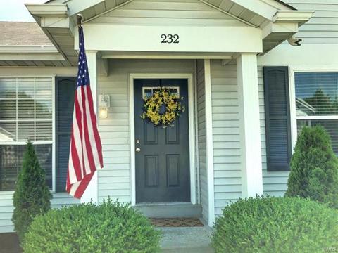 232 Royalltrail Ln, O'fallon, MO 63368 photo 2