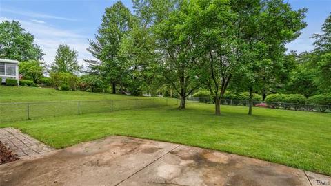 560 Princeway Ct, Manchester, MO 63011 photo 31