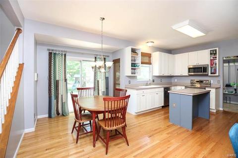 876 Kiefer Trails Dr, Ballwin, MO 63021 photo 11