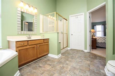 876 Kiefer Trails Dr, Ballwin, MO 63021 photo 18