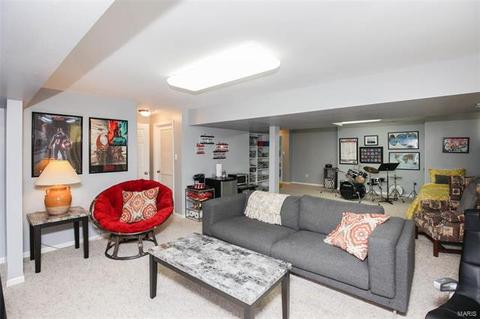876 Kiefer Trails Dr, Ballwin, MO 63021 photo 25