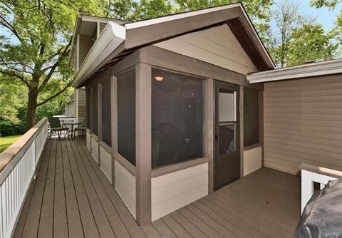 805 Clayworth, Ballwin, MO 63011 photo 32