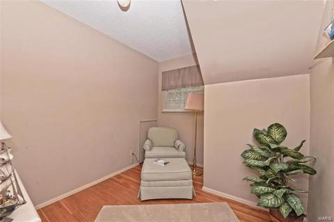 805 Clayworth, Ballwin, MO 63011 photo 24