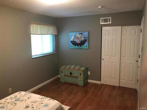 805 Clayworth, Ballwin, MO 63011 photo 20