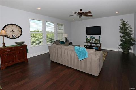 428 Maple Rise Path, Chesterfield, MO 63005 photo 8