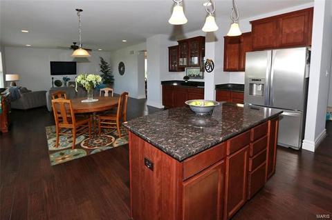 428 Maple Rise Path, Chesterfield, MO 63005 photo 12