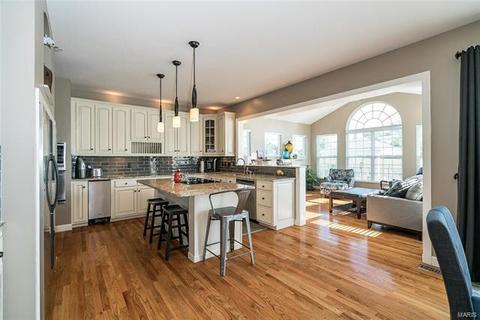 2102 Chickadee Ct, O'fallon, MO 63366 photo 19