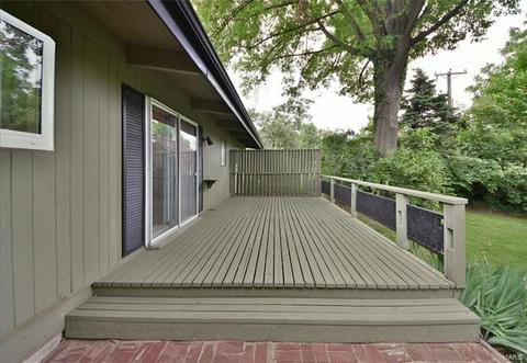 122 Coral Ter, Ballwin, MO 63011 photo 3