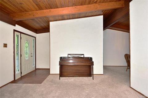 122 Coral Ter, Ballwin, MO 63011 photo 9