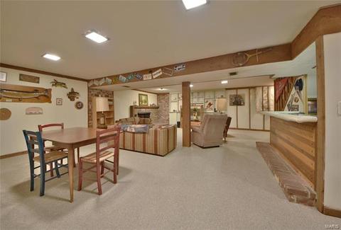 122 Coral Ter, Ballwin, MO 63011 photo 8