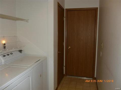 1014 Anna Meadows Ln, Ballwin, MO 63021 photo 8