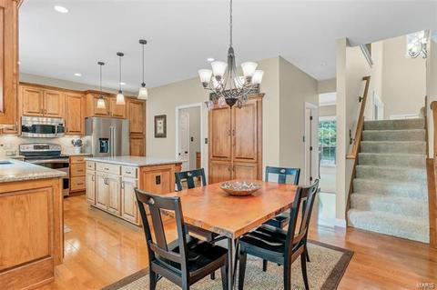 385 Gateford Dr, Ballwin, MO 63021 photo 17