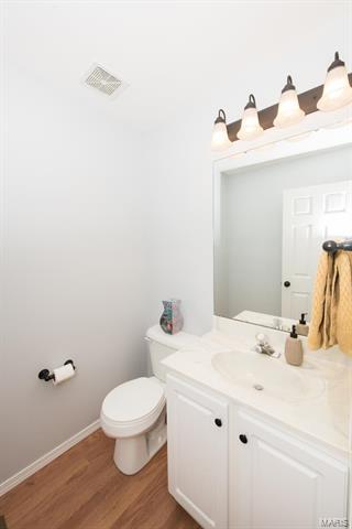 848 Brookmead Dr, O'fallon, MO 63366 photo 9